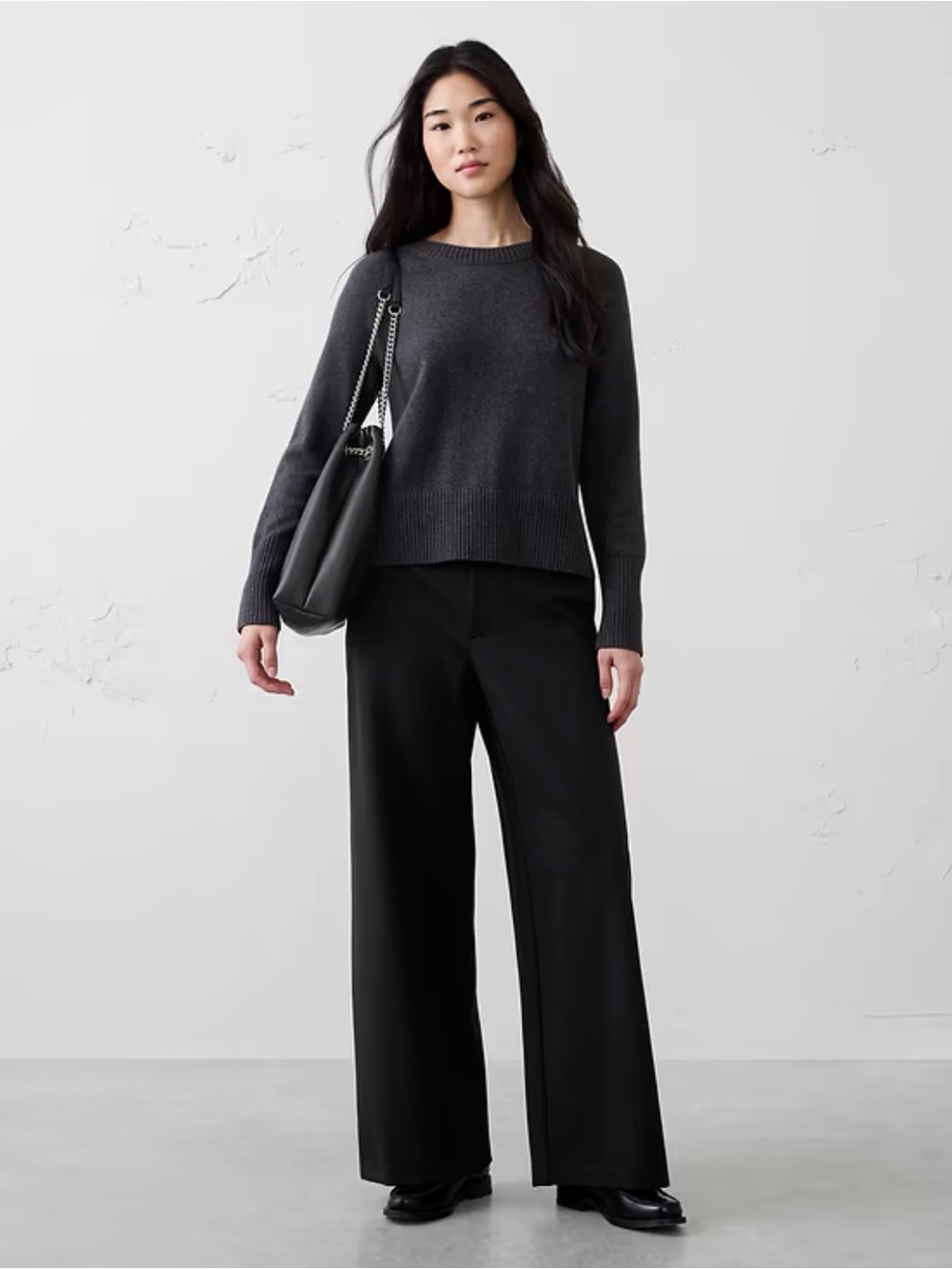Banana Republic Wide Leg High-Rise Ponte Pant.  Black. Medium Petite
